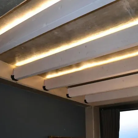 Zephyr Luxe Sea And Mountain View *