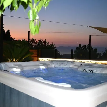 Apartment Zephyr Luxe Sea And Mountain View *