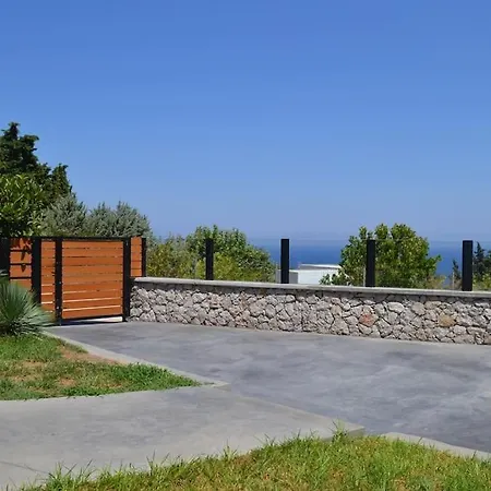 Zephyr Luxe Sea And Mountain View Sgourou